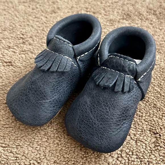 Freshly Picked Other - Like new Freshly Picked Navy Moccasins - Navy sz. 3